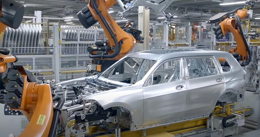 IHS Markit预警 原定2024年Q1全球汽车产量预期30%增幅或难以兑现，供应链与成本双重挤压下的产业深思